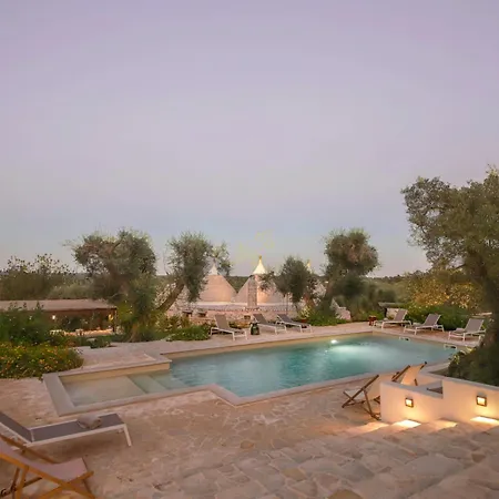 Td Trulli Amabilia Design Luxury Trulli With Pool Βίλα